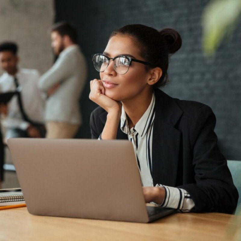 Sou Web designer e programadora há mais de 20 anos